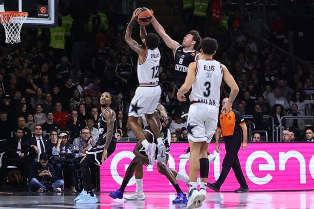 Armoni Brooks, Alessandro Pajola Virtus Bologna - EA7 Emporio Armani Olimpia Milano Euroleague 2025-2026 Bologna, 02 01 2026 Foto V. Orsini Ciamillo-Castoria Bologna  Copyright: xorsinix