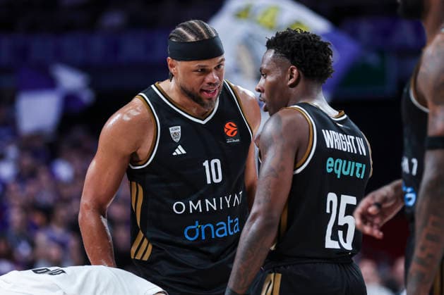 January 2, 2026, Madrid, Madrid, Spain: Justin Anderson and Mckinley Wright IV of Dubai Basketball gesture during the Turkish Airlines EuroLeague Regular Season Round 19 match between Real Madrid and Dubai Basketball at Movistar Arena on January 02 2026, in Madrid, Spain. Madrid Spain - ZUMAa181 20260102_zaa_a181_159 Copyright: xIrinaxR.xHipolitox