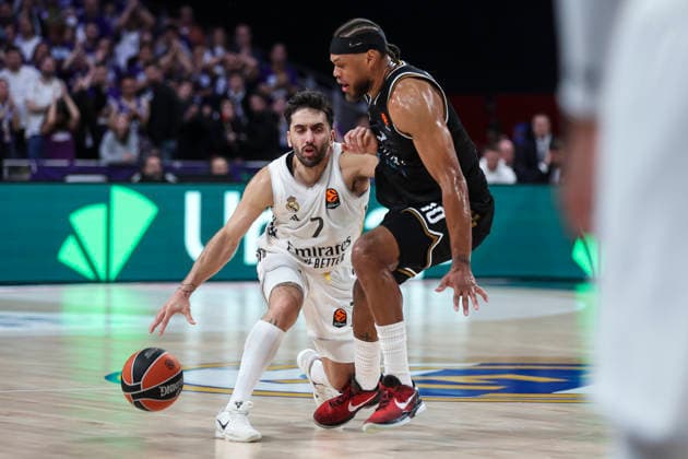 January 2, 2026, Madrid, Madrid, Spain: Facundo Campazzo of Real Madrid and Justin Anderson of Dubai Basketball in action during the Turkish Airlines EuroLeague Regular Season Round 19 match between Real Madrid and Dubai Basketball at Movistar Arena on January 02 2026, in Madrid, Spain. Madrid Spain - ZUMAa181 20260102_zaa_a181_203 Copyright: xIrinaxR.xHipolitox