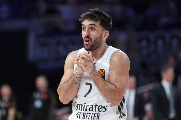 January 2, 2026, Madrid, Madrid, Spain: Facundo Campazzo of Real Madrid gestures during the Turkish Airlines EuroLeague Regular Season Round 19 match between Real Madrid and Dubai Basketball at Movistar Arena on January 02 2026, in Madrid, Spain. Madrid Spain - ZUMAa181 20260102_zaa_a181_207 Copyright: xIrinaxR.xHipolitox