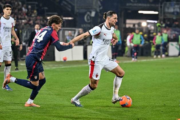 CALCIO - Serie A - Cagliari Calcio vs AC Milan Adrien Rabiot of AC Milan during Cagliari Calcio vs AC Milan, Italian soccer Serie A match in Cagliari, Italy, January 02 2026 Cagliari Italy  Copyright: xIPAxSport ABACAx