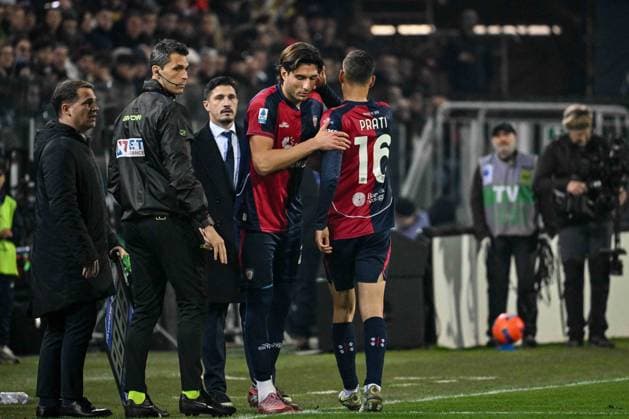 CALCIO - Serie A - Cagliari Calcio vs AC Milan Gennaro Borrelli of Cagliari Calcio, Matteo Prati of Cagliari Calcio during Cagliari Calcio vs AC Milan, Italian soccer Serie A match in Cagliari, Italy, January 02 2026 Cagliari Italy  Copyright: xIPAxSport ABACAx