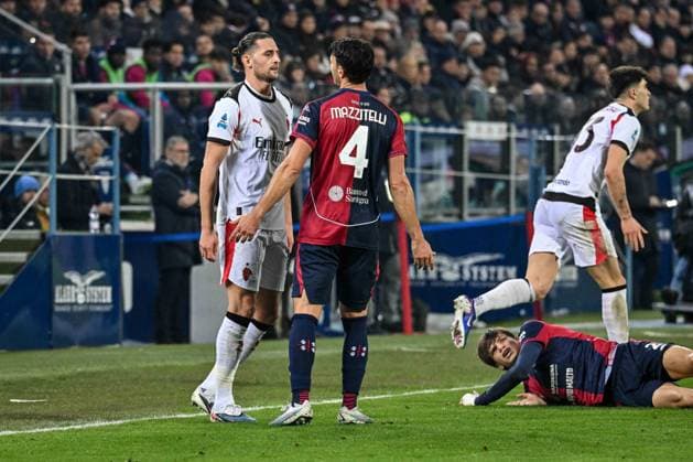 CALCIO - Serie A - Cagliari Calcio vs AC Milan Adrien Rabiot of AC Milan, Luca Mazzitelli of Cagliari Calcio during Cagliari Calcio vs AC Milan, Italian soccer Serie A match in Cagliari, Italy, January 02 2026 Cagliari Italy  Copyright: xIPAxSport ABACAx