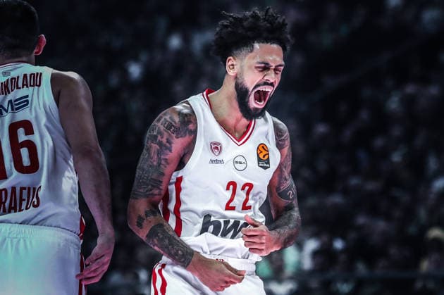 EuroLeague Basketball, Panathinaikos AKTOR Athens vs Olympiacos Piraeus - Tyler Dorsey, 22 of Olympiacos Piraeus react during the EuroLeague Regular Season Round 19 match between Panathinaikos Aktor Athens and Olympiacos Piraeus at Telekom Center Athens on January 02, 2026 in Athens, Greece. ATHENS Greece Copyright: xOnexInchxProductionsx 6797730