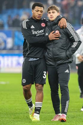 1 Bundesliga Hamburger SV Eintracht Frankfurt on 20 12 2025 at Volksparkstadion in Hamburg Jessic Ngankam Frankfurt 32 with Alexander Staff Frankfurt 53 MH