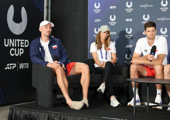 January 3, 2026, Sydney, New South Wales, Australia: Polish tennis players JAN ZIELINSKI, KATARZYNA PITER, HUBERT HURKACZ during press conference, PK, Pressekonferenz before tennis tournament United Cup, Sydney, Australia. Sydney Australia - ZUMAc278 20260103_zsp_c278_005 Copyright: xMarcinxCholewinskix