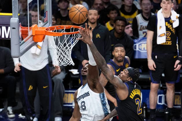 January 2, 2026, Los Angeles, California, USA: Memphis Grizzlies Jaren Jackson Jr. (8) blocks a shot by Los Angeles LakersÃ¢â‚¬â ¢ Jarred Vanderbilt (2) during an NBA, Basketball Herren, USA basketball game at Crypto.com Arena on Friday, Jan. 2, 2026 in Los Angeles. Los Angeles USA - ZUMAc68_ 20260102_zaf_c68_038 Copyright: xRingoxChiux