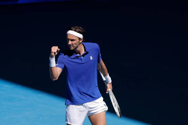 TENNIS UNITED CUP PERTH, Arthur Rinderknech of France in action against Stan Wawrinka of Switzerland during the United Cup day two match between Switzerland and France at RAC Arena in Perth, Saturday, January 3, 2026. ( NO ARCHIVING, EDITORIAL USE ONLY PERTH WESTERN AUSTRALIA AUSTRALIA  Copyright: xRICHARDxWAINWRIGHTx 20260103152151119246