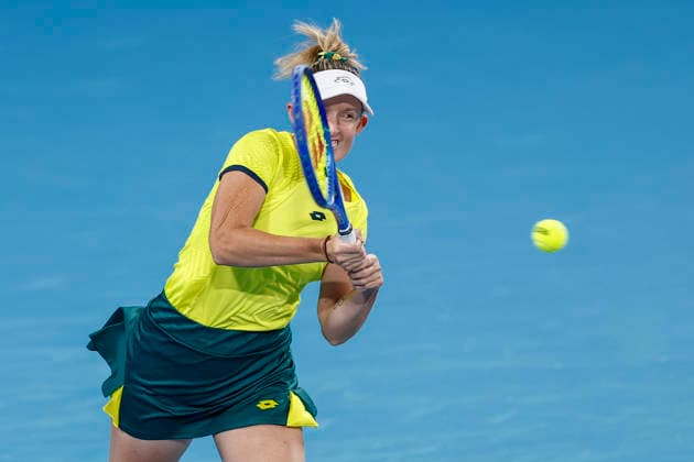 TENNIS UNITED CUP SYDNEY, Storm Hunter of Team Australia plays a backhand in her Group D singles match against Malene Helgo of Team Norway during day two of the 2026 United Cup at Ken Rosewall Arena in Sydney, Saturday, January 3, 2026. ( NO ARCHIVING, EDITORIAL USE ONLY SYDNEY NEW SOUTH WALES AUSTRALIA  Copyright: xMARKxEVANSx 20260103110162804910
