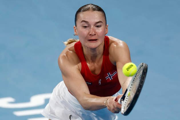 TENNIS UNITED CUP SYDNEY, Malene Helgo of Team Norway plays a forehand in her Group D singles match against Storm Hunter of Team Australia during day two of the 2026 United Cup at Ken Rosewall Arena in Sydney, Saturday, January 3, 2026. ( NO ARCHIVING, EDITORIAL USE ONLY SYDNEY NEW SOUTH WALES AUSTRALIA  Copyright: xMARKxEVANSx 20260103149873719600