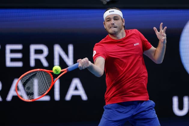 TENNIS UNITED CUP PERTH, Taylor Fritz of the USA in action against Sebastian Baez of Argentina during the United Cup day two match between the USA and Argentina at RAC Arena in Perth, Saturday, January 3, 2026. ( NO ARCHIVING, EDITORIAL USE ONLY PERTH WESTERN AUSTRALIA AUSTRALIA  Copyright: xRICHARDxWAINWRIGHTx 20260103158444195785