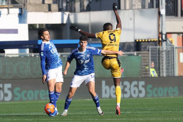 Como™s Como™s Jacobo Ramon during the Serie A soccer match between Como and Udinese at the Giuseppe Sinigaglia stadium in Como, north Italy - January 3, 2026 - Soccer.  Copyright: xAntonioxSaiai LaPressex