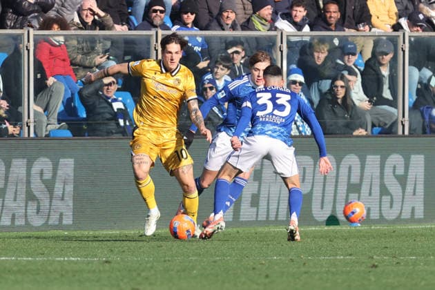 ComoÕs UdineseÕs Nicolo Zaniolo during the Serie A soccer match between Como and Udinese at the Giuseppe Sinigaglia stadium in Como, north Italy - January 3, 2026 - Soccer.  Copyright: xAntonioxSaiai LaPressex