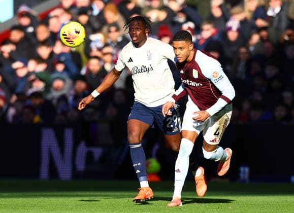 Ezri Konsa of Aston Villa and Dilane Bakwa of Nottingham Forest Aston Villa v Nottingham Forest, Premier League, Football, Villa Park, Birmingham, UK - 03 Jan 2026Birmingham Villa Park United Kingdom EDITORIAL USE ONLY No use with unauthorised audio, video, data, fixture lists, club league logos or live services. Online in-match use limited to 120 images, no video emulation. No use in betting, games or single club league player publications. Copyright: xMattxWest Shutterstockx 16220496m
