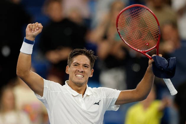 TENNIS UNITED CUP PERTH, Sebastian Baez of Argentina celebrates after winning against Taylor Fritz of the USA during the United Cup day two match between the USA and Argentina at RAC Arena in Perth, Saturday, January 3, 2026. ( NO ARCHIVING, EDITORIAL USE ONLY PERTH WESTERN AUSTRALIA AUSTRALIA  Copyright: xRICHARDxWAINWRIGHTx 20260104166652801267