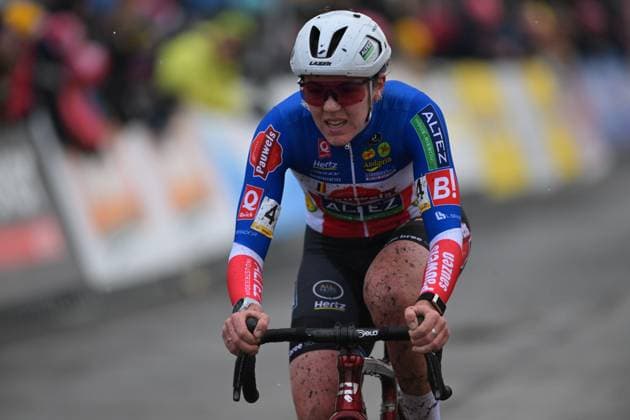 French Amandine Fouquenet pictured in action during the women elite race at the cyclocross cycling event in Gullegem on Saturday 03 January 2026, stage 7 8 in the Superprestige cyclocross cycling competition DAVIDxPINTENS  x153272371x