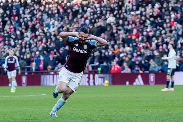 Aston Villa v Nottingham Forest, Premier League GOAL scores 3-1 Aston Villa midfielder John McGinn (7) scores and celebrates during the Premier League match between Aston Villa and Nottingham Forest at Villa Park, Birmingham, UK on 3 January 2026. Birmingham Villa Park West Midlands UK Editorial use only DataCo restrictions apply See www.football-dataco.com , Copyright: xManjitxNarotrax PSI-23516-0040