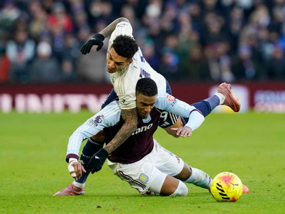 Birmingham, England, 3rd January 2026. Igor Jesus of Nottingham Forest tussles with Ezri Konsa of Aston Villa during the Aston Villa vs Nottingham Forest Premier League match at Villa Park, Birmingham. Picture credit should read: Andrew Yates Sportimage EDITORIAL USE ONLY. No use with unauthorised audio, video, data, fixture lists, club league logos or live services. Online in-match use limited to 120 images, no video emulation. No use in betting, games or single club league player publications. SPI_054_AY_Villa_Forest SPI-4426-0054