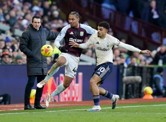 Birmingham, England, 3rd January 2026. Boubacar Kamara of Aston Villa tussles with Morgan Gibbs White of Nottingham Forest during the Aston Villa vs Nottingham Forest Premier League match at Villa Park, Birmingham. Picture credit should read: Andrew Yates Sportimage EDITORIAL USE ONLY. No use with unauthorised audio, video, data, fixture lists, club league logos or live services. Online in-match use limited to 120 images, no video emulation. No use in betting, games or single club league player publications. SPI_059_AY_Villa_Forest SPI-4426-0059