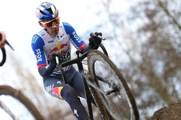 Belgian Gianni Vermeersch pictured in action during the men elite race at the cyclocross cycling event in Gullegem on Saturday 03 January 2026, stage 7 8 in the Superprestige cyclocross cycling competition DAVIDxPINTENS  x153283102x