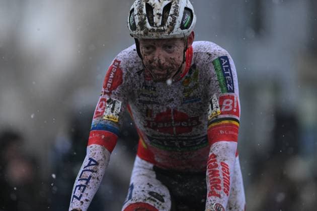 Belgian Michael Vanthourenhout crosses the finish line at the men elite race at the cyclocross cycling event in Gullegem on Saturday 03 January 2026, stage 7 8 in the Superprestige cyclocross cycling competition DAVIDxPINTENS  x153289846x