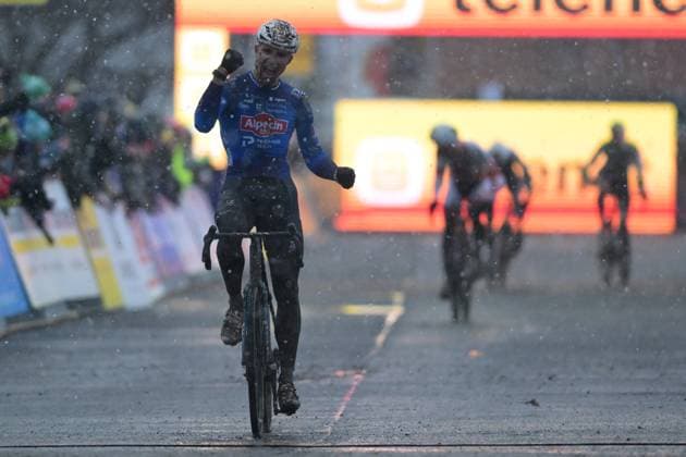 Belgian Niels Vandeputte celebrates as he crosses the finish line to win the men elite race at the cyclocross cycling event in Gullegem on Saturday 03 January 2026, stage 7 8 in the Superprestige cyclocross cycling competition DAVIDxPINTENS  x153289855x