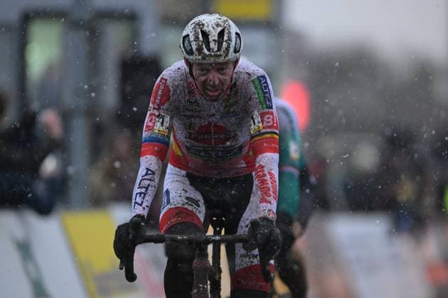 Belgian Michael Vanthourenhout crosses the finish line at the men elite race at the cyclocross cycling event in Gullegem on Saturday 03 January 2026, stage 7 8 in the Superprestige cyclocross cycling competition DAVIDxPINTENS  x153290194x