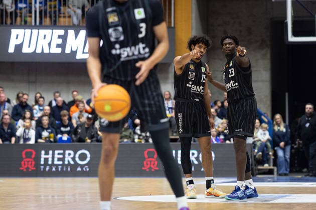 HAKRO Merlins Crailsheim Tigers Tuebingen, Herren, 2 Bundesliga, Barmer 2 Basketball Bundesliga, pro A, 16 Spieltag, Spielzeit 2025 2026, 03 01 2026 Melkisedek Moreaux Tigers Tuebingen, 23 and Patrick Emilien Tigers Tuebingen, 15 discuss during the free throw of Miles Tention Tigers Tuebingen, 03