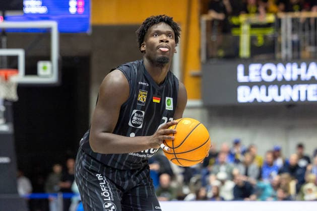 Melkisedek Moreaux Tigers Tuebingen, 23 on free throw with outstretched tongue GER, HAKRO Merlins Crailsheim vs Tigers Tuebingen, Basketball, BARMER 2 Bundesliga Bundesliga, Pro A, Saison 2025 2026, 16 Spieltag, 03 01 2026 GER, HAKRO Merlins Crailsheim vs Tigers Tuebingen, Basketball, BARMER 2 Bundesliga Bundesliga, Pro A, Saison 2025 2026, 16 Spieltag, 03 01 2026 Ilshofen Copyright: xEibner-Pressefoto ArdanxFuessmanx EP_AFN