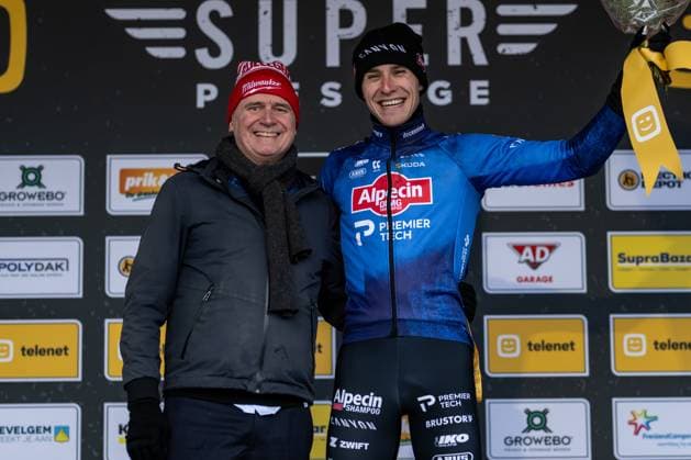 Erik Van Looy and Belgian Niels Vandeputte pictured on the podium after the men elite race at the cyclocross cycling event in Gullegem on Saturday 03 January 2026, stage 7 8 in the Superprestige cyclocross cycling competition DAVIDxPINTENS  x153304010x