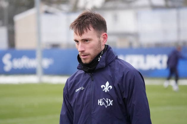 Matthias Bader SV Darmstadt 98 03 01 2026 2 Bundesliga, Season 25 26 SV Darmstadt 98 training kick-off, Stadion am Boellenfalltor, emonline, emspor,