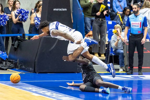 Anthony Gaines HAKRO Merlins Crailsheim, 09 stumbles over Melkisedek Moreaux Tigers Tuebingen, 23 GER, HAKRO Merlins Crailsheim vs Tigers Tuebingen, Basketball, BARMER 2 Bundesliga Bundesliga, Pro A, Season 2025 2026, 16 Matchday, 03 01 2026 GER, HAKRO Merlins Crailsheim vs Tigers Tuebingen, Basketball, BARMER 2 Bundesliga Bundesliga, Pro A, Season 2025 2026, 16 Matchday, 03 01 2026 Ilshofen Copyright: xEibner-Pressefoto ArdanxFuessmanx EP_AFN