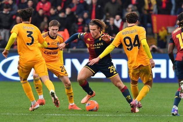 Lorenzo Colombo (Genoa) during Genoa CFC vs Pisa SC, Italian soccer Serie A match in Genoa, Italy, January 03 2026  Copyright: xGabrielexMasotti IPAxSportx xipa-agency.netx xx IPA_69646392 IPA_Agency_IPA69646392