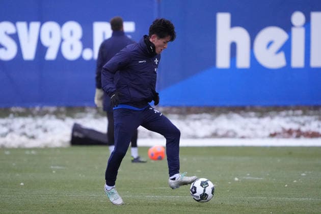 Hiroki Akiyama SV Darmstadt 98 03 01 2026 2 Bundesliga, season 25 26 SV Darmstadt 98 training kick-off, Stadion am Boellenfalltor, emonline, emspor,