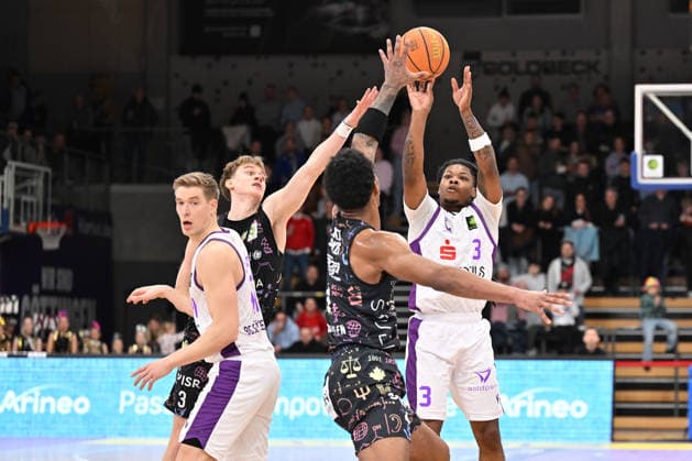 BG Göttingen Uni Baskets Münster Jordan Sears 3, GOT in the BARMER 2 Basketball Bundesliga ProA match between BG Göttingen and Uni Baskets Münster at Sparkassen Arena on 03 01 2026 in Göttingen, Germany Göttingen Lower Saxony Germany