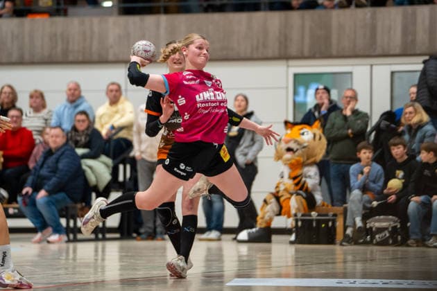 Handball I Women I Season 2025 2026 I 2 Bundesliga I 12 Matchday I VfL Waiblingen Rostocker HC I 03 01 2026 Merja Wohlfeil 13, Rostocker HC im Wurf Waiblingen Rundsporthalle Baden Württemberg Germany Copyright: xLobeca MaxxPetershansx