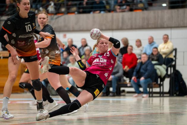 Handball I Women I Season 2025 2026 I 2 Bundesliga I 12 Matchday I VfL Waiblingen Rostocker HC I 03 01 2026 Merja Wohlfeil 13, Rostocker HC im Wurf Waiblingen Rundsporthalle Baden Württemberg Germany Copyright: xLobeca MaxxPetershansx