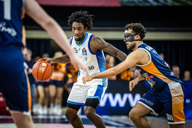 Rostock, Germany 03 January 2026 1 BBL 2025 2026 Rostock Seawolves vs Skyliners Frankfurt In the picture from left in a duel Isaiah Swope Frankfurt Skyliners and Elias Baggette ROSTOCK SEAWOLVES Copyright: xFotostandx xVoelkerx