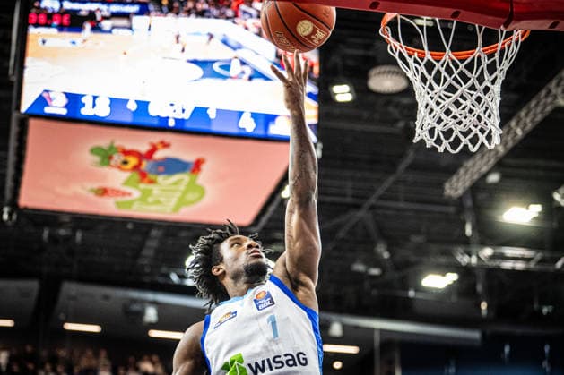 Rostock, Germany 03 January 2026 1 BBL 2025 2026 Rostock Seawolves vs Skyliners Frankfurt In the picture Isaiah Swope Frankfurt Skyliners shoots a basket Copyright: xFotostandx xVoelkerx