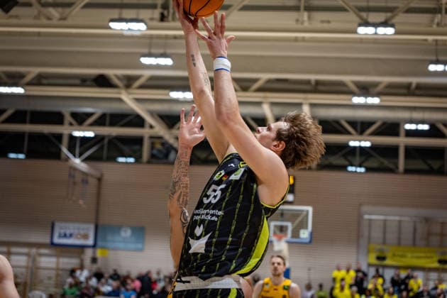 Lenny Liedtke BBC Bayreuth, 55 GER, Bozic Estriche Knights Kirchheim vs BBC Bayreuth, BARMER 2 Basketball Bundesliga, 16 Matchday, Season 2025 2026, 03 01 2026 GER, Bozic Estriche Knights Kirchheim vs BBC Bayreuth, BARMER 2 Basketball Bundesliga, 16 Matchday, Season 2025 2026, 03 01 2026 Kirchheim an der Teck Copyright: xEibner-Pressefoto NinaxSanderx EP_NSR