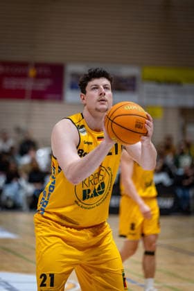 Nicolas Bretzel Bozic Estriche Knights Kirchheim, 21 GER, Bozic Estriche Knights Kirchheim vs BBC Bayreuth, BARMER 2 Basketball Bundesliga, 16 Matchday, Season 2025 2026, 03 01 2026 GER, Bozic Estriche Knights Kirchheim vs BBC Bayreuth, BARMER 2 Basketball Bundesliga, 16 Matchday, Season 2025 2026, 03 01 2026 Kirchheim an der Teck Copyright: xEibner-Pressefoto NinaxSanderx EP_NSR