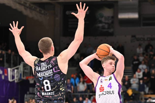 BG Göttingen Uni Baskets Münster Daniel Kirchner 4, GOT and Neil Masnic 8, MS in the BARMER 2 Basketball Bundesliga ProA match between BG Göttingen and Uni Baskets Münster at Sparkassen Arena on 03 01 2026 in Göttingen, Germany Göttingen Lower Saxony Germany