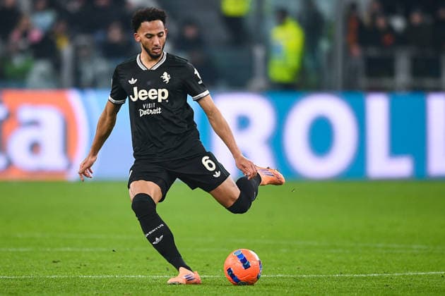 2026-01-03 Juventus FC v US Lecce - Serie A TURIN, ITALY - JANUARY 3: Lloyd Kelly of Juventus FC in action during the Serie A match between Juventus FC and US Lecce at Allianz Stadium on January 3, 2026 in Turin, Italy. (Photo by Alberto Gandolfo BSR Agency) Turin Italy Content not available for redistribution in The Netherlands directly or indirectly through any third parties. Copyright: xBSRxAgencyx