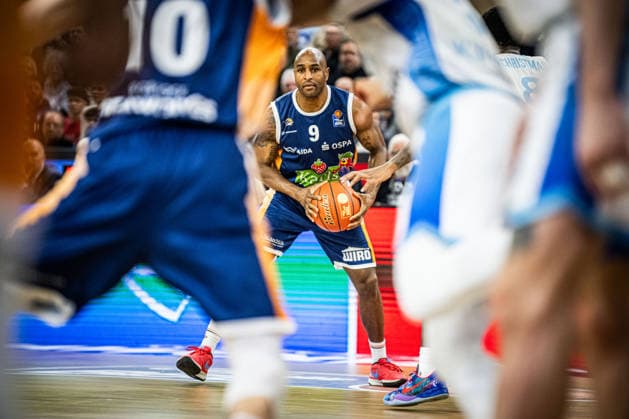 Rostock, Germany 03 January 2026 1 BBL 2025 2026 Rostock Seawolves vs Skyliners Frankfurt In the picture DeAndre Lansdowne ROSTOCK SEAWOLVES Copyright: xFotostandx xVoelkerx