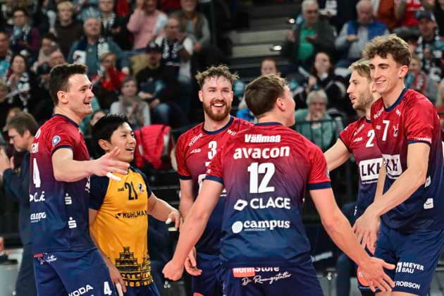 GER 1 VBL, SVG Lueneburg vs Barock Volleys MTV Ludwigsburg 03 01 2026, LKH Arena, Lueneburg, GER 1 VBL, SVG Lueneburg vs Barock Volleys MTV Ludwigsburg in the picture the Lueneburg team cheers nordphotoxGmbH xWitke nph00002