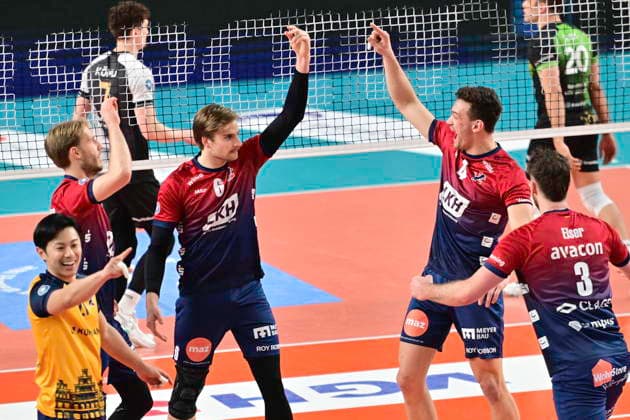 GER 1 VBL, SVG Lueneburg vs Barock Volleys MTV Ludwigsburg 03 01 2026, LKH Arena, Lueneburg, GER 1 VBL, SVG Lueneburg vs Barock Volleys MTV Ludwigsburg in the picture the Lueneburg team cheers nordphotoxGmbH xWitke nph00002