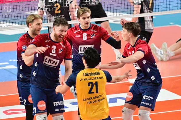 GER 1 VBL, SVG Lueneburg vs Barock Volleys MTV Ludwigsburg 03 01 2026, LKH Arena, Lueneburg, GER 1 VBL, SVG Lueneburg vs Barock Volleys MTV Ludwigsburg in the picture the Lueneburg team cheers nordphotoxGmbH xWitke nph00002