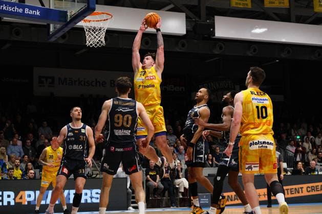 Basketball, 2. BL, ProA, Phoenix Hagen - Eisbären Bremerhaven