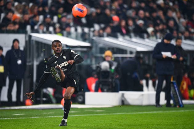 2026-01-03 Juventus FC v US Lecce - Serie A TURIN, ITALY - JANUARY 3: Pierre Kalulu of Juventus FC in action during the Serie A match between Juventus FC and US Lecce at Allianz Stadium on January 3, 2026 in Turin, Italy. (Photo by Alberto Gandolfo BSR Agency) Turin Italy Content not available for redistribution in The Netherlands directly or indirectly through any third parties. Copyright: xBSRxAgencyx