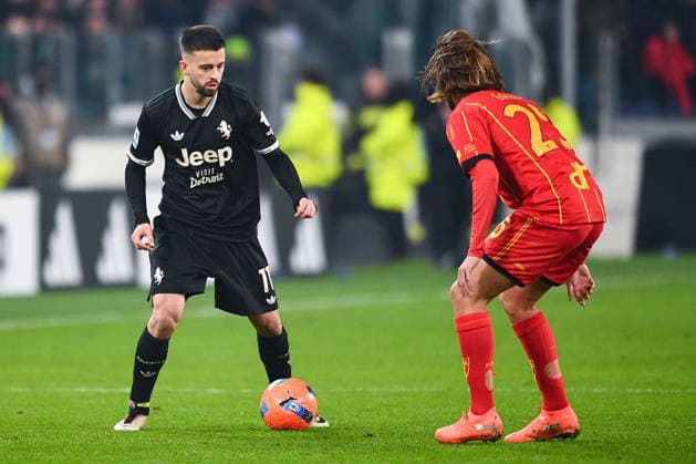2026-01-03 Juventus FC v US Lecce - Serie A TURIN, ITALY - JANUARY 3: Edon Zhegrova of Juventus FC, Antonino Gallo of US Lecce during the Serie A match between Juventus FC and US Lecce at Allianz Stadium on January 3, 2026 in Turin, Italy. (Photo by Alberto Gandolfo BSR Agency) Turin Italy Content not available for redistribution in The Netherlands directly or indirectly through any third parties. Copyright: xBSRxAgencyx